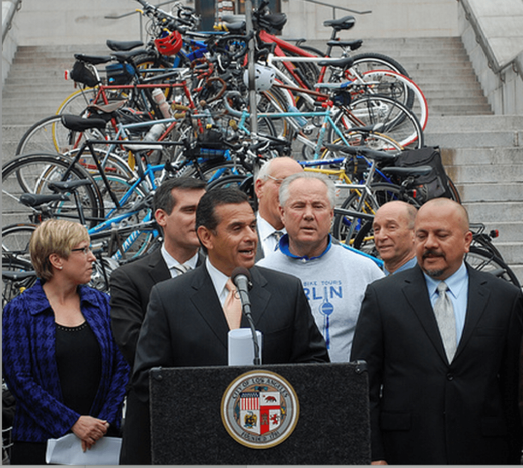 Villaraigosa Pivots to Slamming High Gas Prices in Bid to Break Out of Gubernatorial Pack